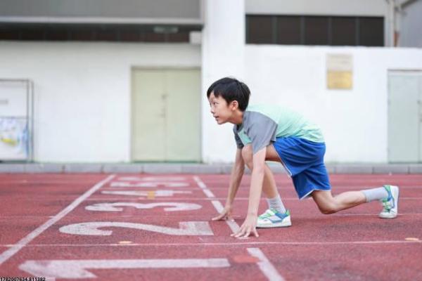 青岛男子中考体育项目的变化与调整